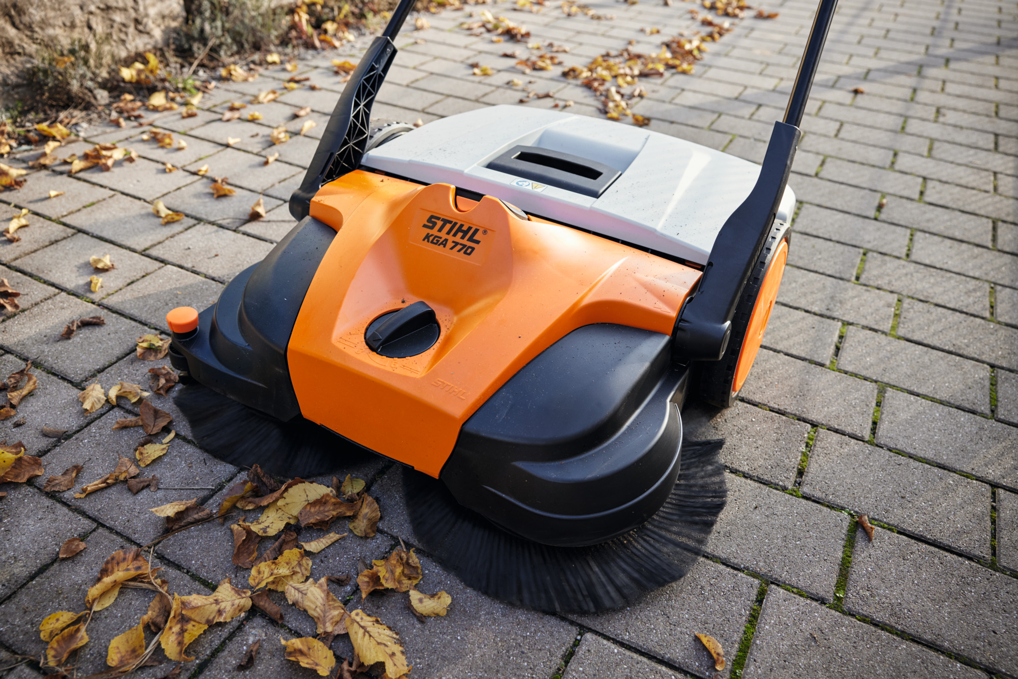 KGA 770 without battery and charger