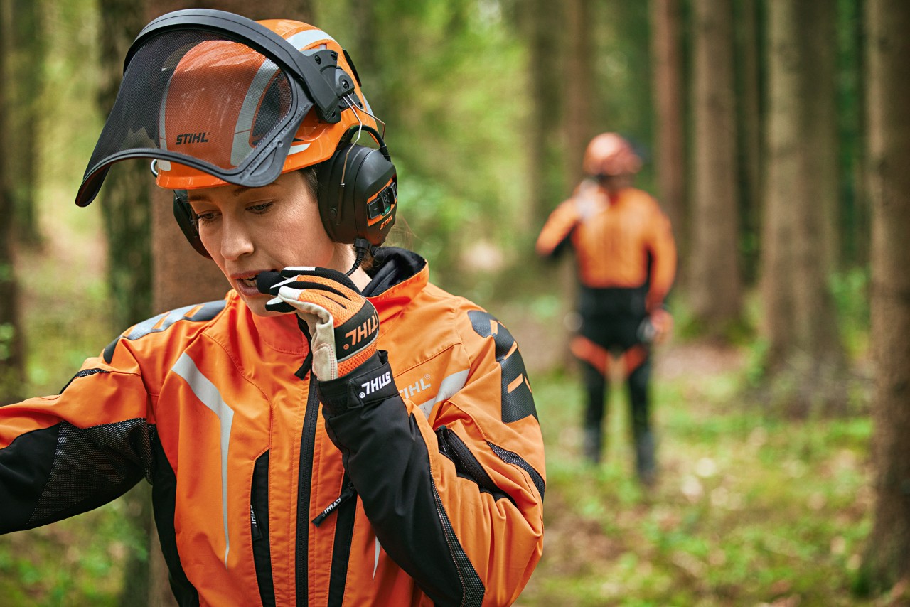 STIHL Advance ProCom in action