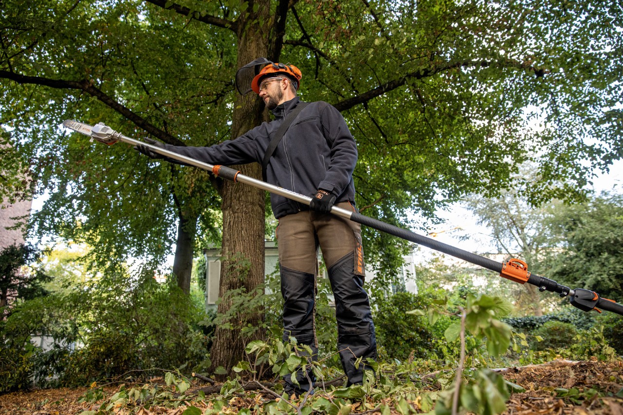 STIHl HTA 135 in action